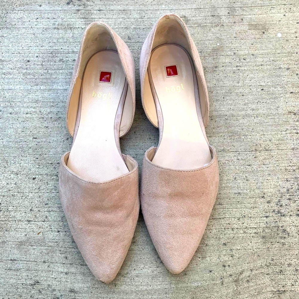 Pointed toe flats